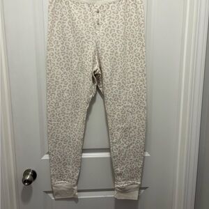 Old Navy Cream Textured Leggings